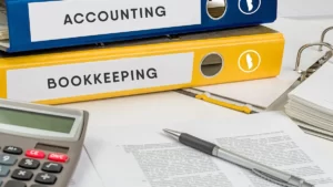 Accountant vs. Bookkeeper Understanding the Key Differences